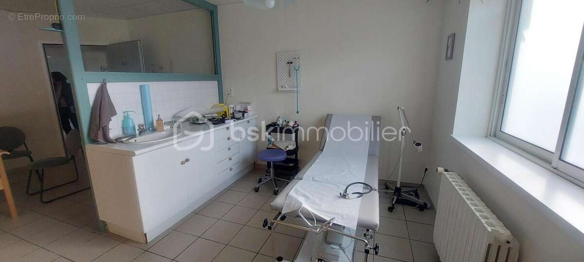 Immeuble mixte dans le centre ville de divatte sur loire - photo 5