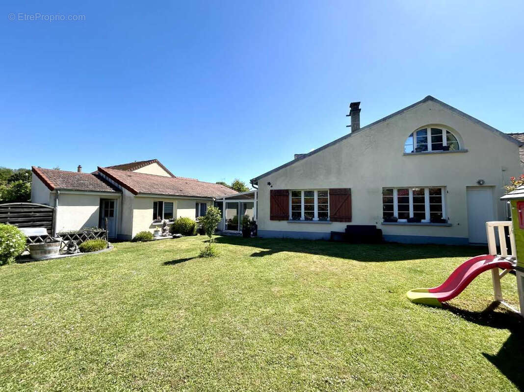 Maison à SOISY-SUR-ECOLE