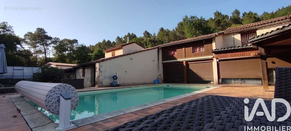 Photo 8 - Maison à LAVARDAC