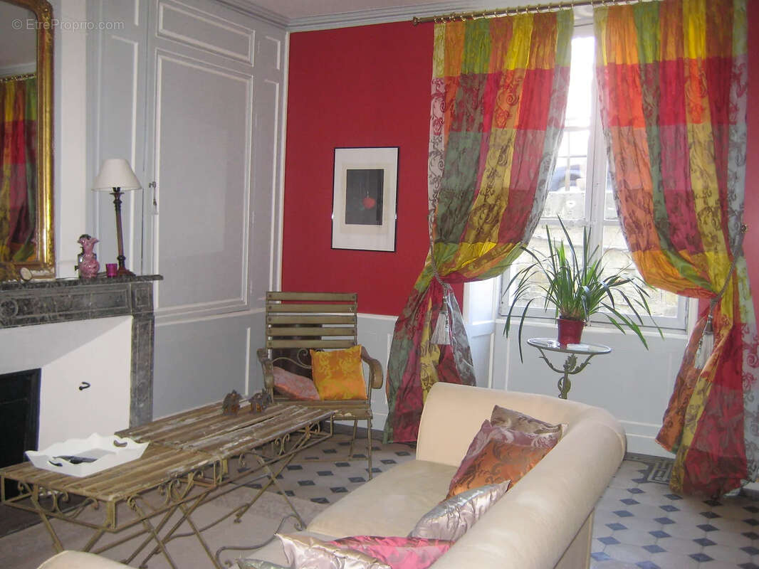 Maison à NOYERS-SUR-CHER