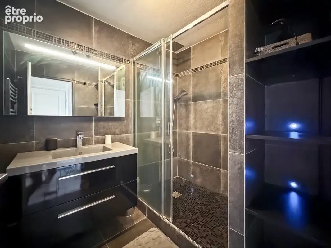 A VENDRE - Appartement dernier étage T2 54m2 - Annemasse Gare - photo 8