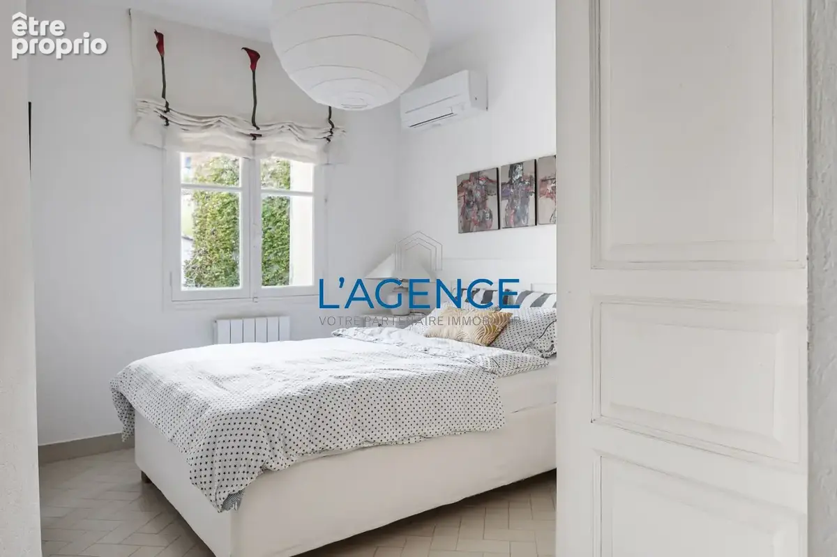 Hyères en coeur de ville, charmante maison de 100m2, vue mer. - photo 10