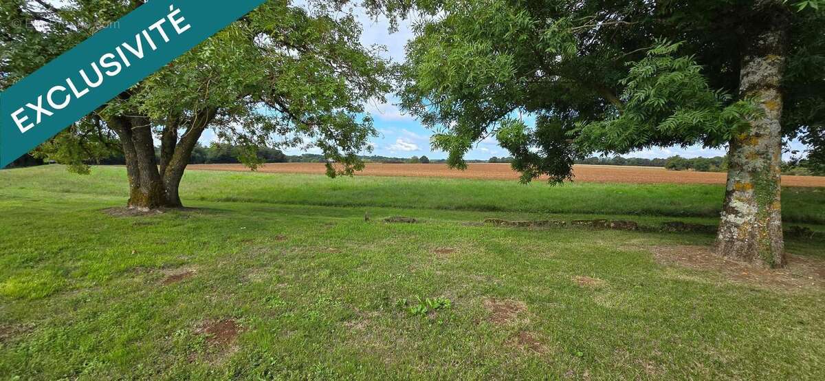 Photo 3 - Terrain à SAINT-GEORGES-DES-COTEAUX