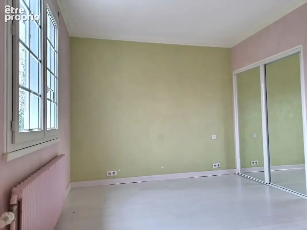 Maison 217 m² à Saint-Jean-De-Braye  - photo 3