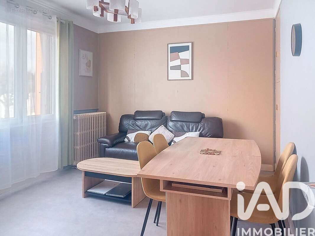 Photo 3 - Maison à VILLECRESNES