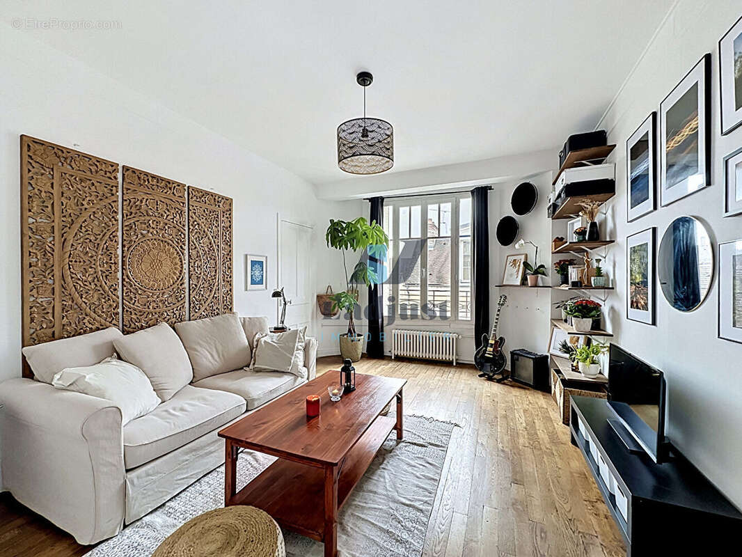 Appartement à FONTAINEBLEAU