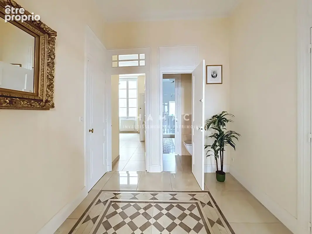 T3 de charme – 83m² avec ascenseur – secteur ainay / carnot - emplacement exceptionnel - photo 11