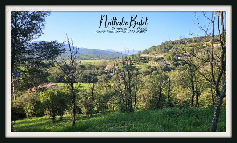 Terrain à PIERRERUE