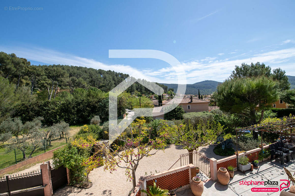 Maison à CUGES-LES-PINS