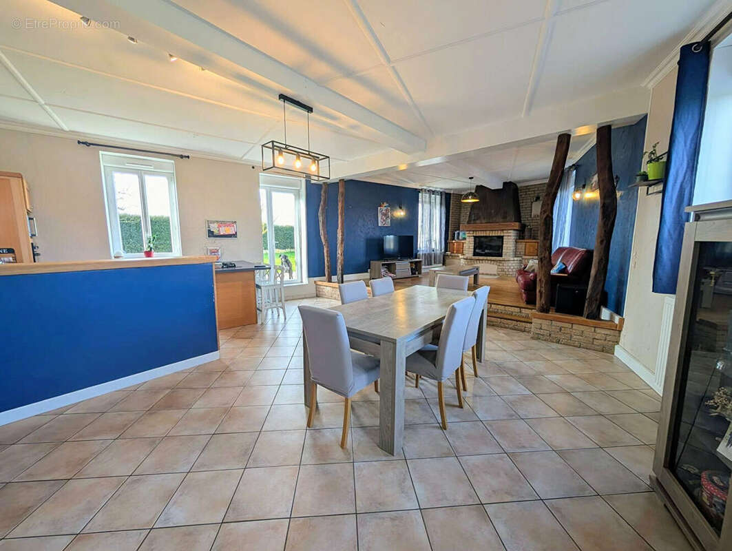 Maison à LES ATTAQUES