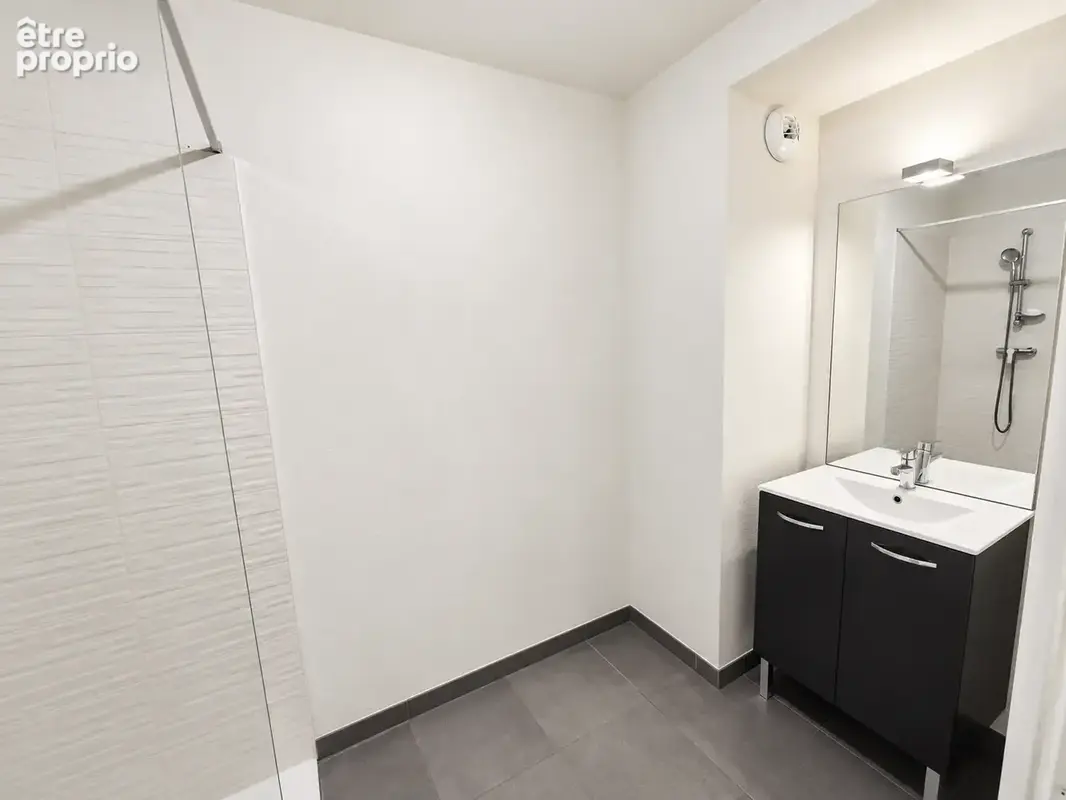 Joli 3 Pièces Neuf au centre ville - photo 9