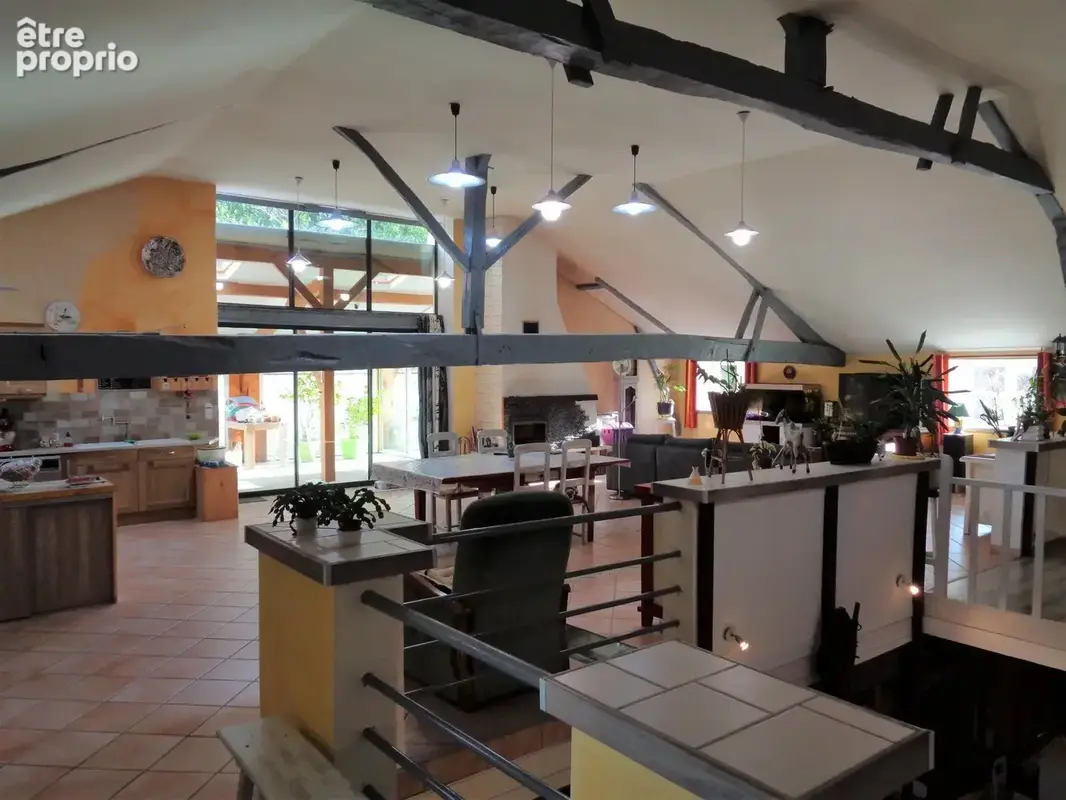 Maison 7 pièces 270 m² à vendre à Celles (24600) - photo 2