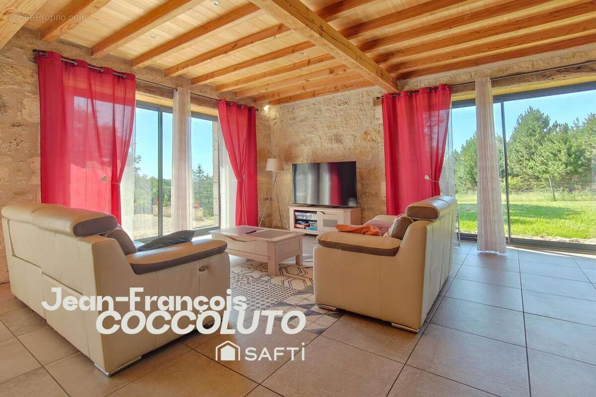 Maison 233 m² à Puymirol  - photo 7