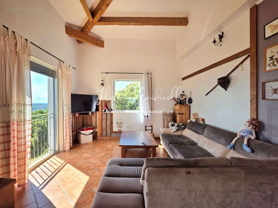 Maison à BORGO
