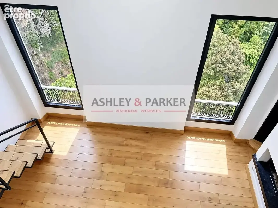 NICE GAIRAUT – VILLA LAETITIA – Appartement 4 pièces de caractère avec volumes, mezzanine, vue verdure et extérieur à aménager - photo 32