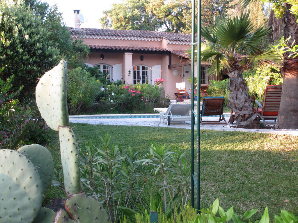 Maison à FREJUS