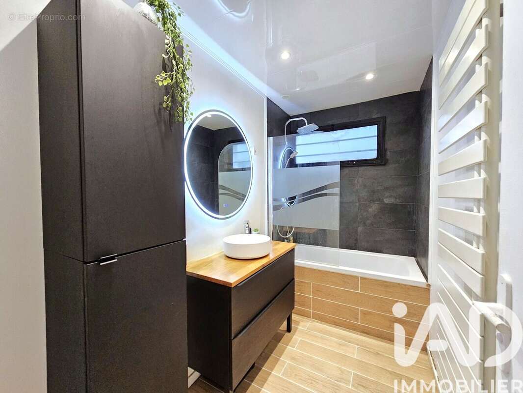 Photo 8 - Maison à MONDONVILLE-SAINT-JEAN