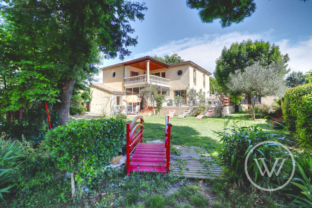 Maison à LIVRON-SUR-DROME