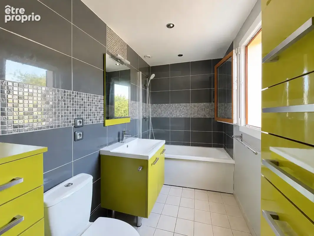 Secteur la colombe   maison 5 pièces 100 m2   3 chambres + bureau - photo 13