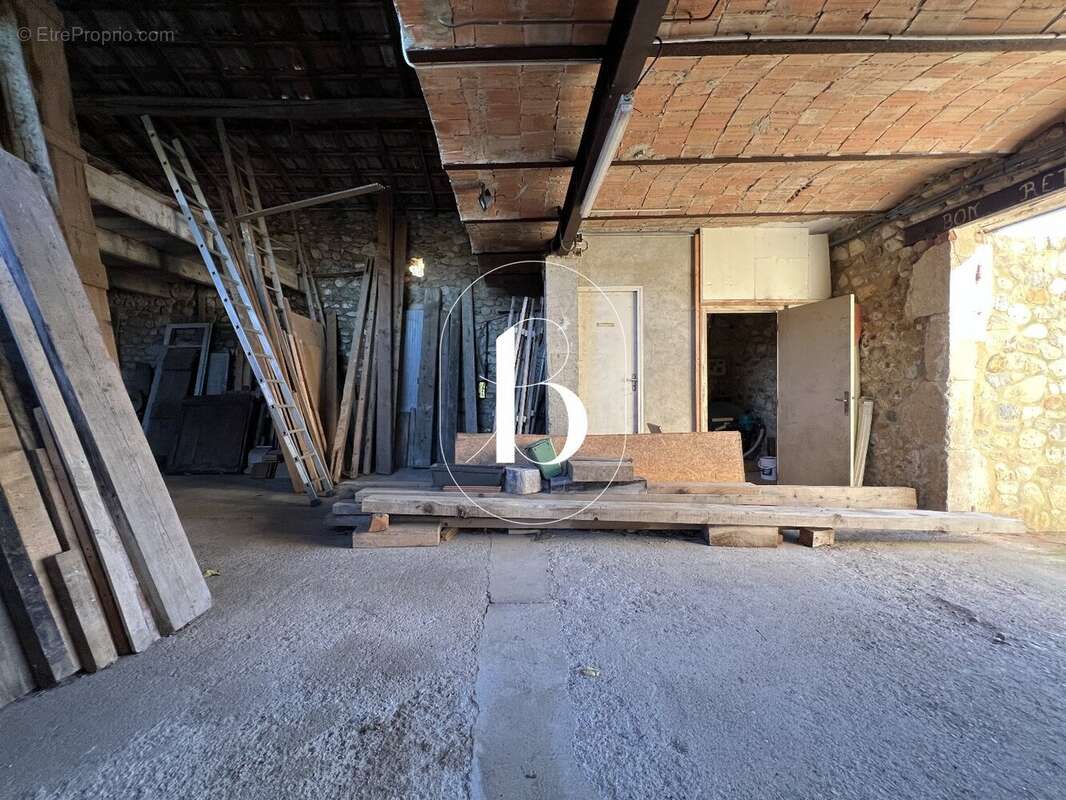 Maison à VALLON-PONT-D'ARC