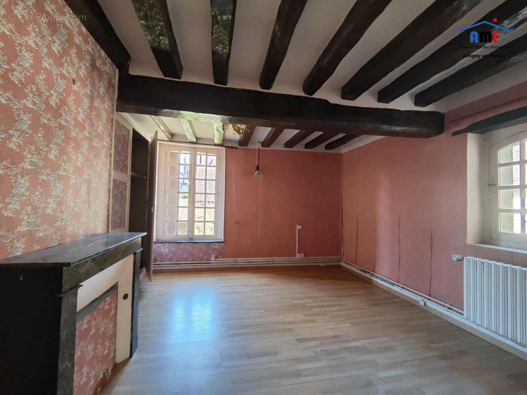 Maison à LONGNY-AU-PERCHE