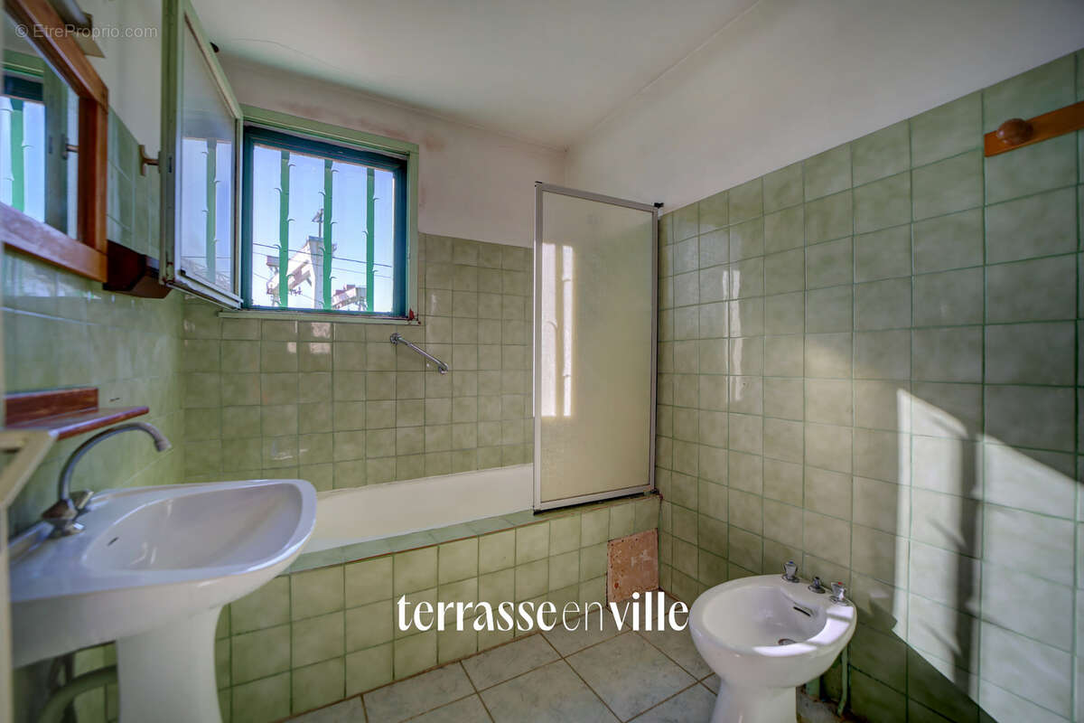 Rare - la ciotat - maison de ville - vue mer - jardin - chantier naval - t4 - photo 14