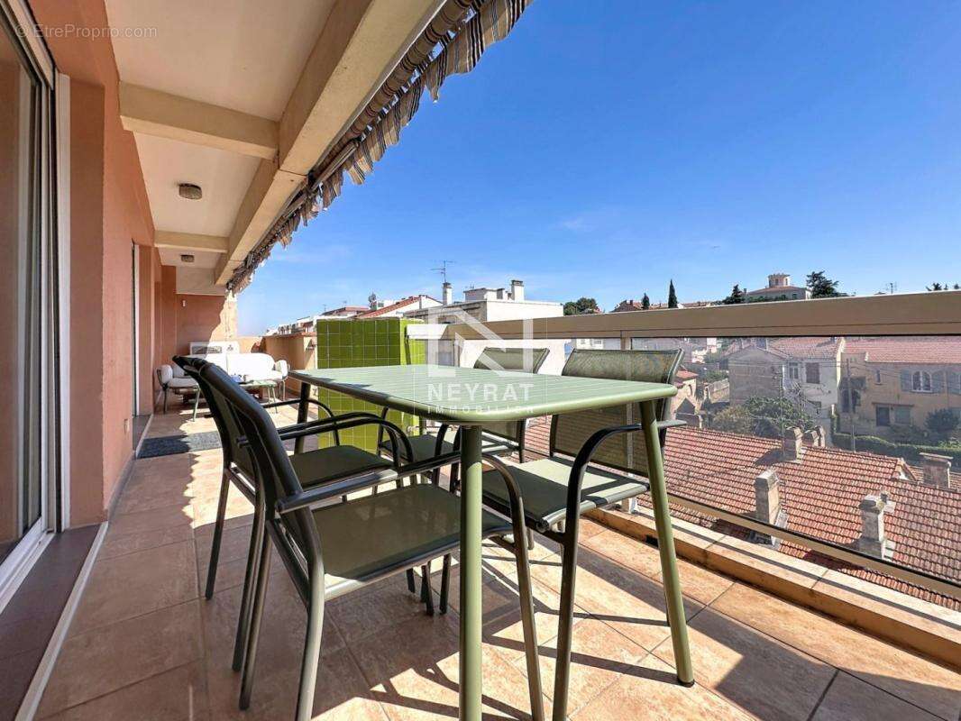 Appartement à SAINT-RAPHAEL