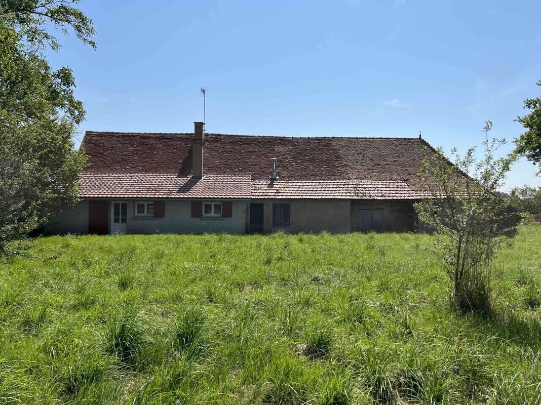 Maison à SAVIGNY-SUR-SEILLE
