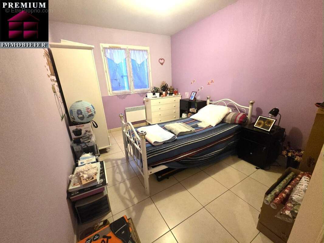 Maison à SAINT-ESTEVE