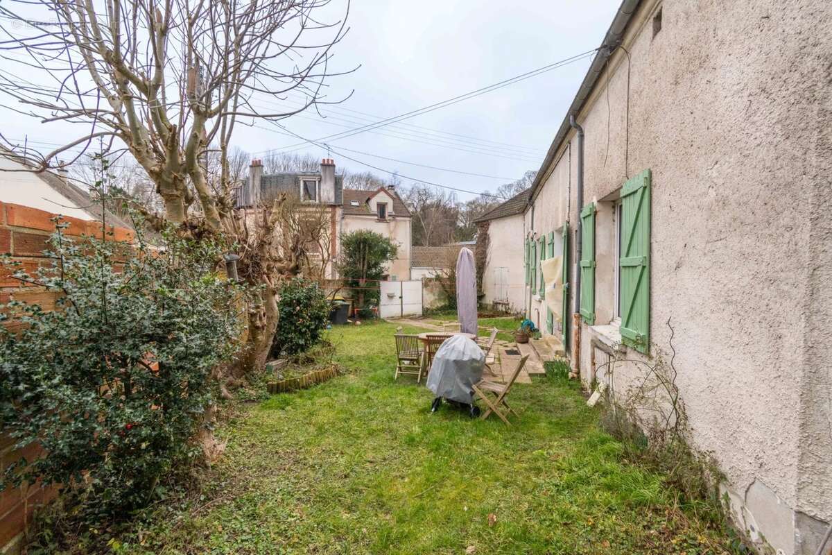 Maison à MONTMORENCY