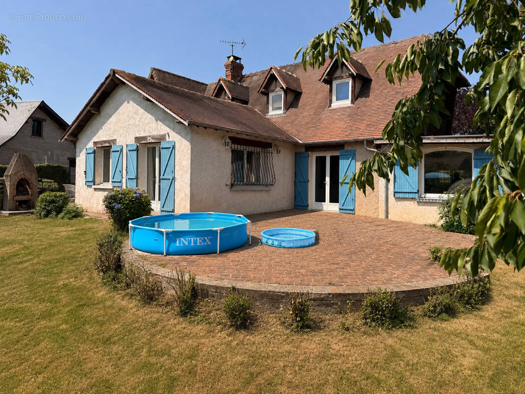 Maison à AUZOUVILLE-SUR-RY