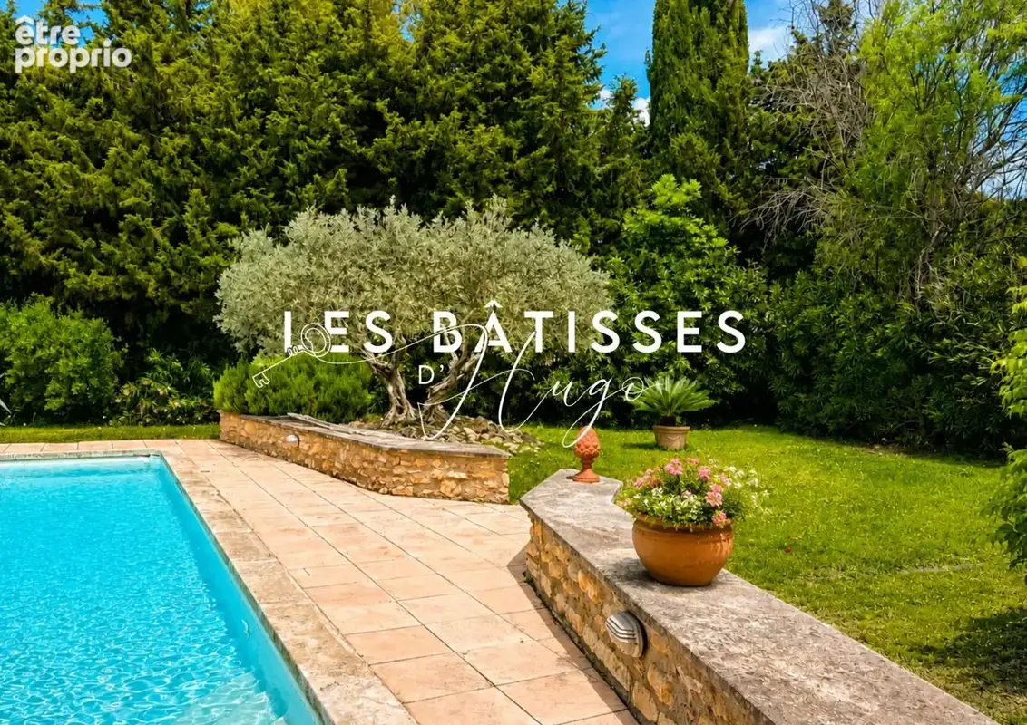 Photo Maison à Fontvieille au prix de 560 000€