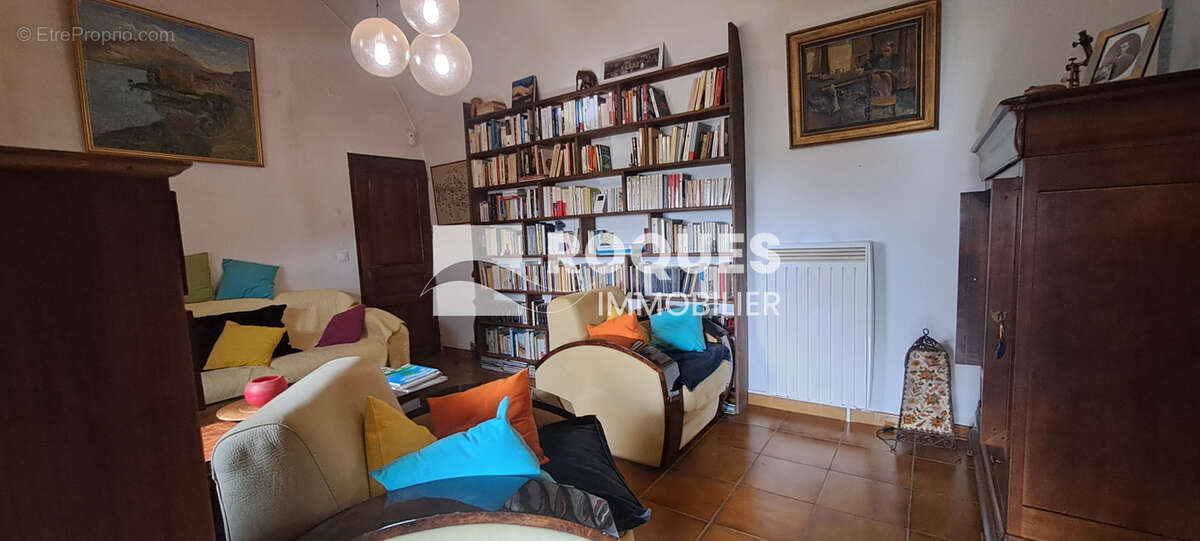 Maison en pierre de 104,65 m2 sur terrain attenant de 9420m2 - photo 16