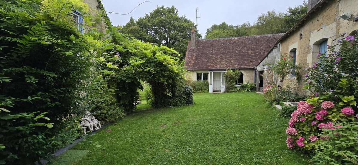 Maison à LE GUE-DE-LA-CHAINE