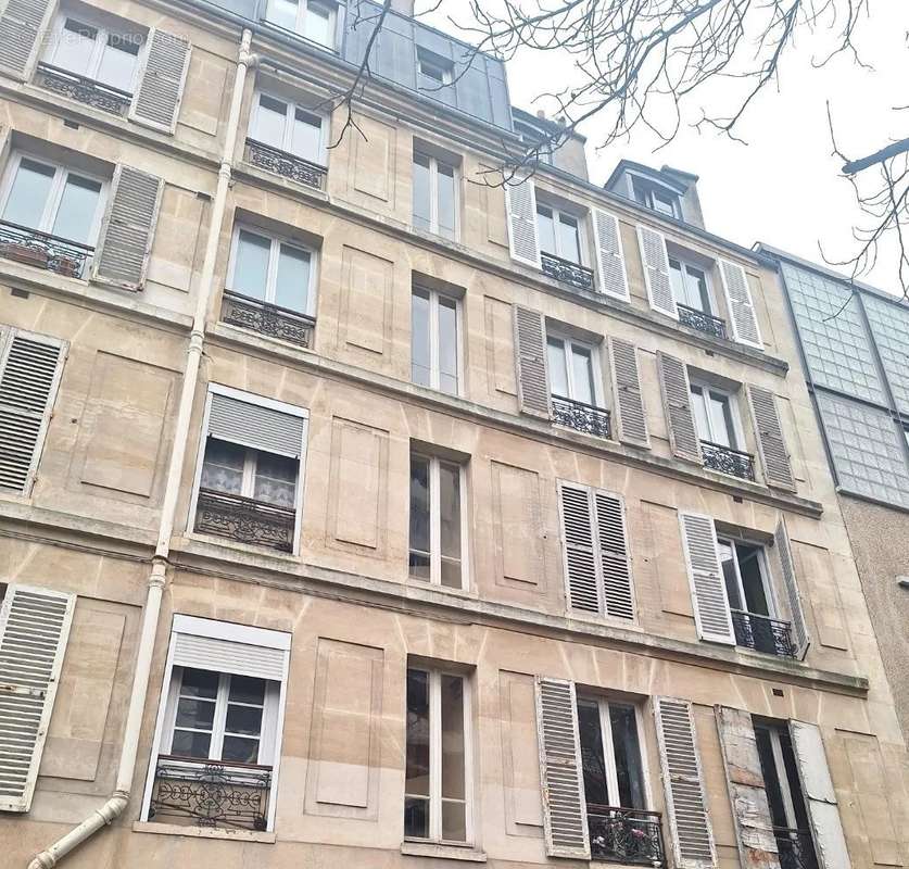 Appartement à PARIS-20E