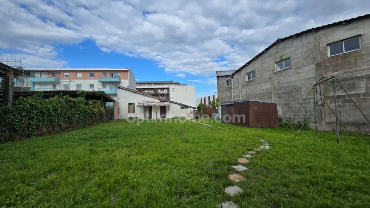 EN EXCLUSIVITE - Maison à rénover avec fort potentiel 4 pièces MERIGNAC (33) - photo 5