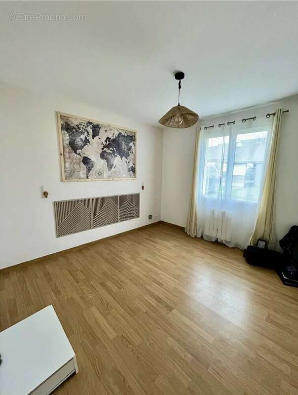 Maison à VILLELOIN-COULANGE