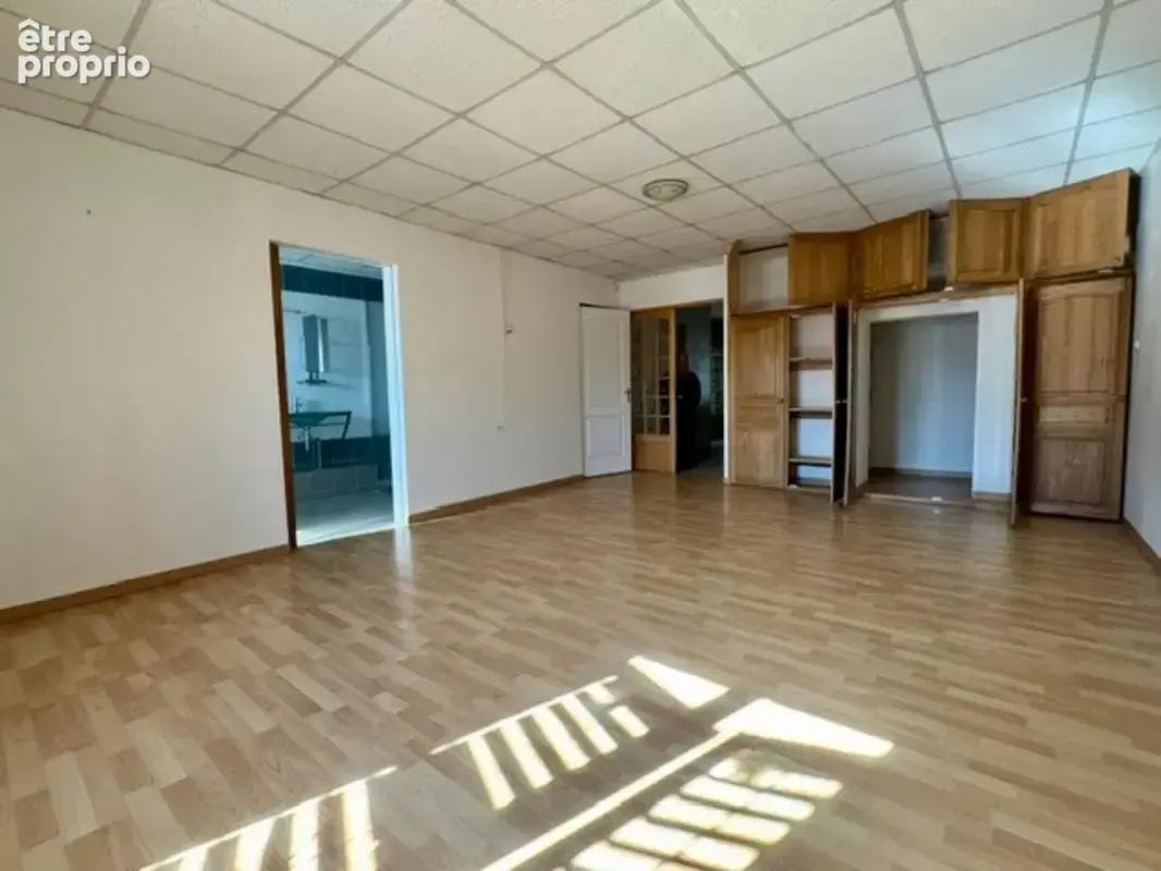 Maison de caractère – 6 pièces – 330 m² - photo 13