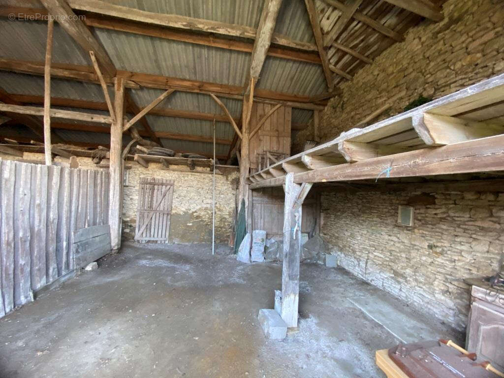Maison à REIGNAC