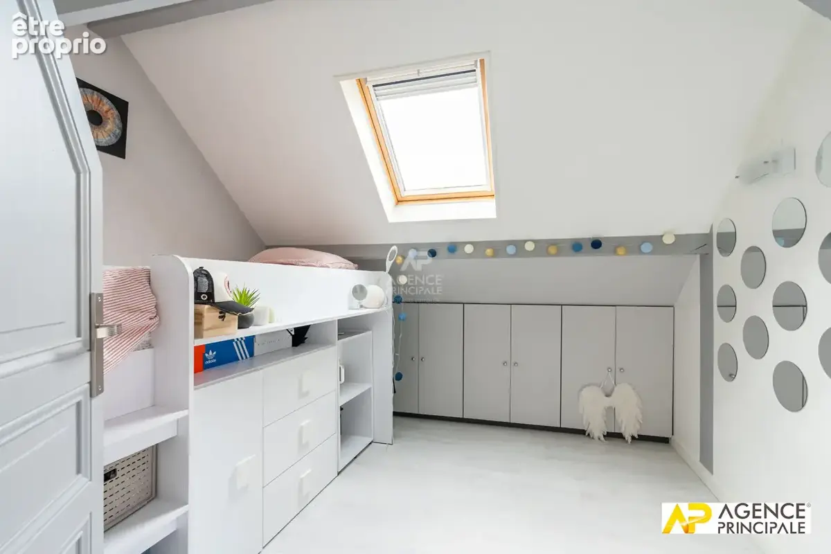 Maison  5 pièce(s) - photo 11
