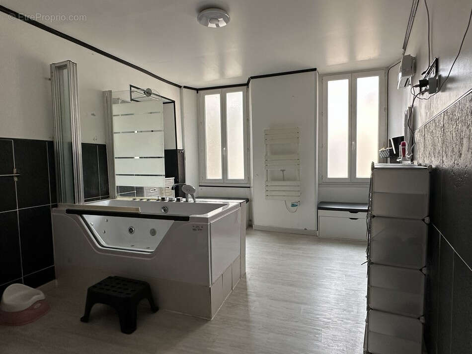 Appartement à LANTOSQUE