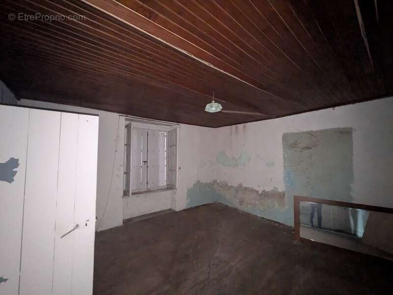 Plouay en campagne ensemble immobilier composé d' une maison de 45m² habitable, une grange de 33 m², un bâtiment en pierre de 91 - photo 8