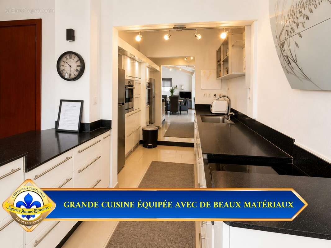 Appartement à SAINT-DENIS