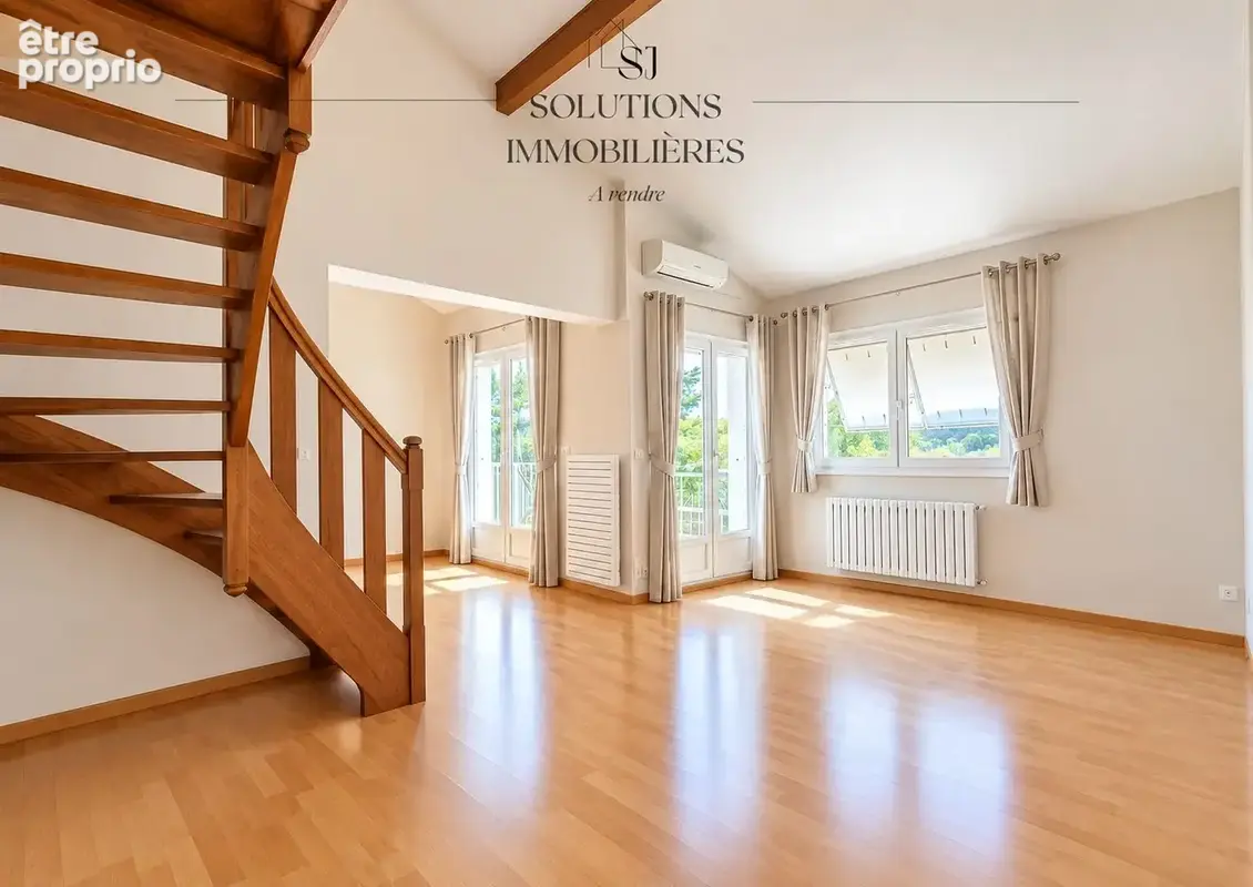 Appartement 5 pièces 107 m² à vendre à Saint-Clair-Du-Rhone (38370) - photo 1