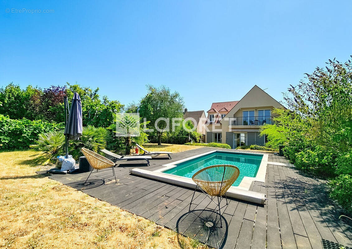 Maison à MONTLHERY
