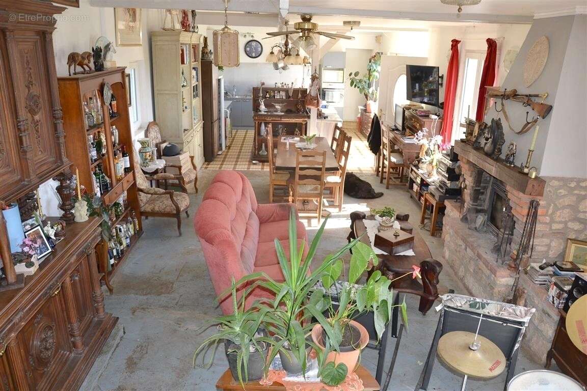 Maison 110 m² à Saint-Evroult-Notre-Dame-Du-Bois  - photo 2