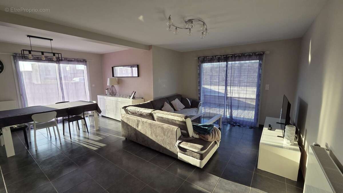 Maison à PLOUIGNEAU