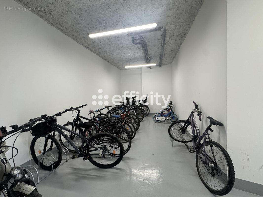 Appartement à COLOMBES