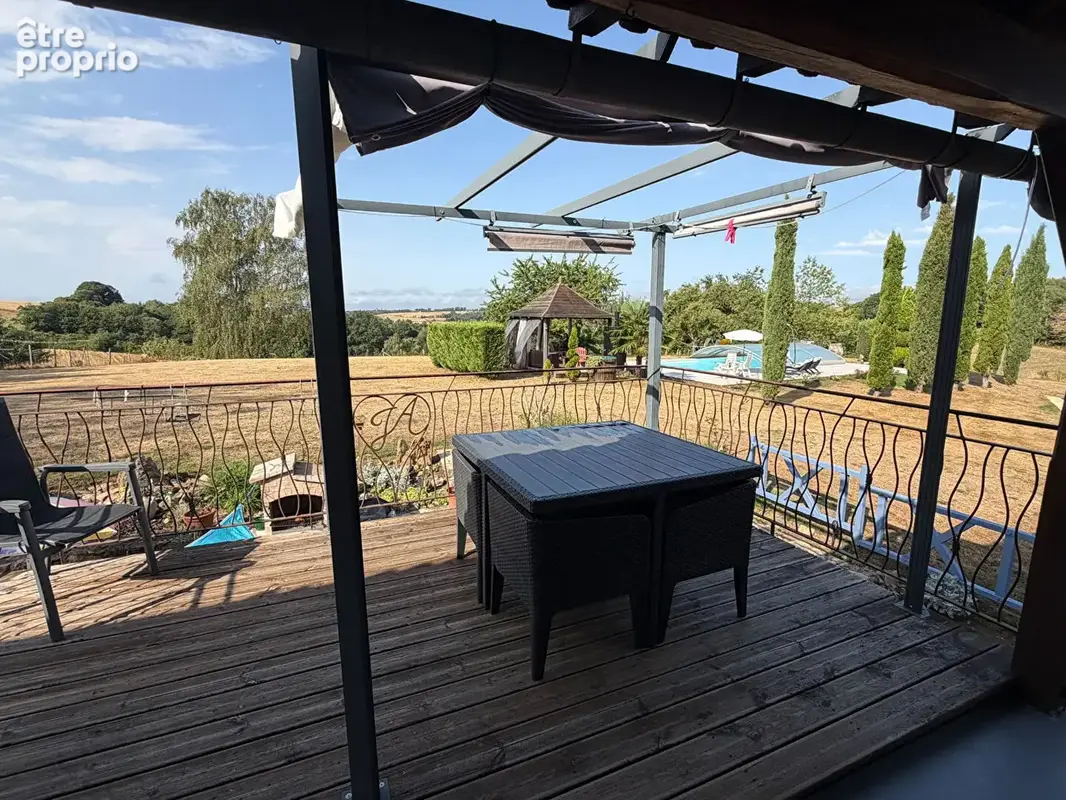 Ensemble immobilier de charme avec vue panoramique sur 2,5 hectares - photo 12