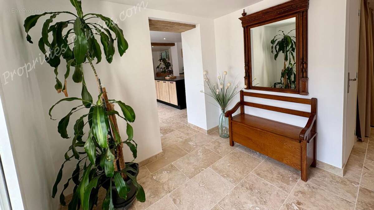 Maison à SAINT-CLAUDE-DE-DIRAY